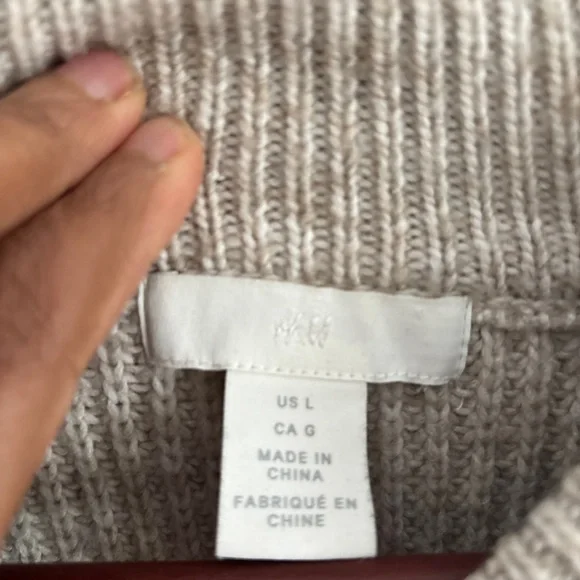 H&M Light Gray Turtleneck Sweater - L - Picture 4 of 4